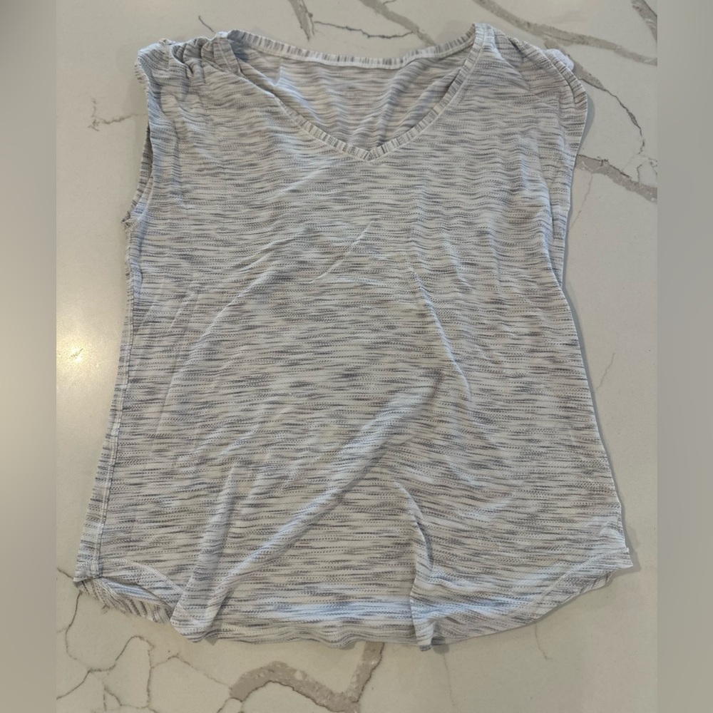 Lululemon Athletica Sweat Times Cap Sleeve White Light Gray Short Sleeve Tee